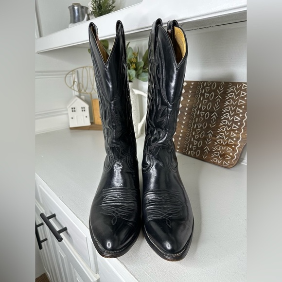 **SOLD** Rudel Vintage Black Embroidered Cowboy Western Boots Men's 9, Women's - Picture 3 of 9
